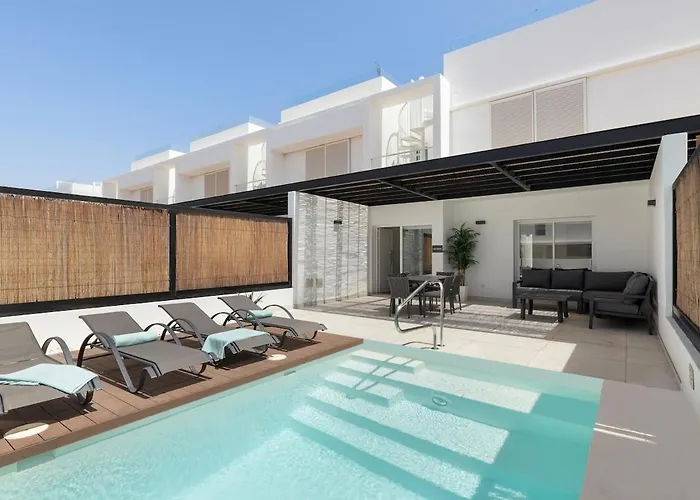 Monarch * פלאיה בלנקה