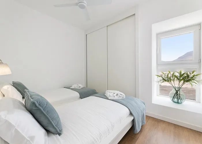 Monarch * פלאיה בלנקה